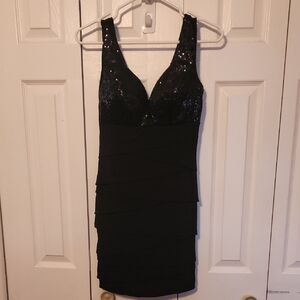 🌞2/$30 // WINDSOR: Black Bodycon Dress